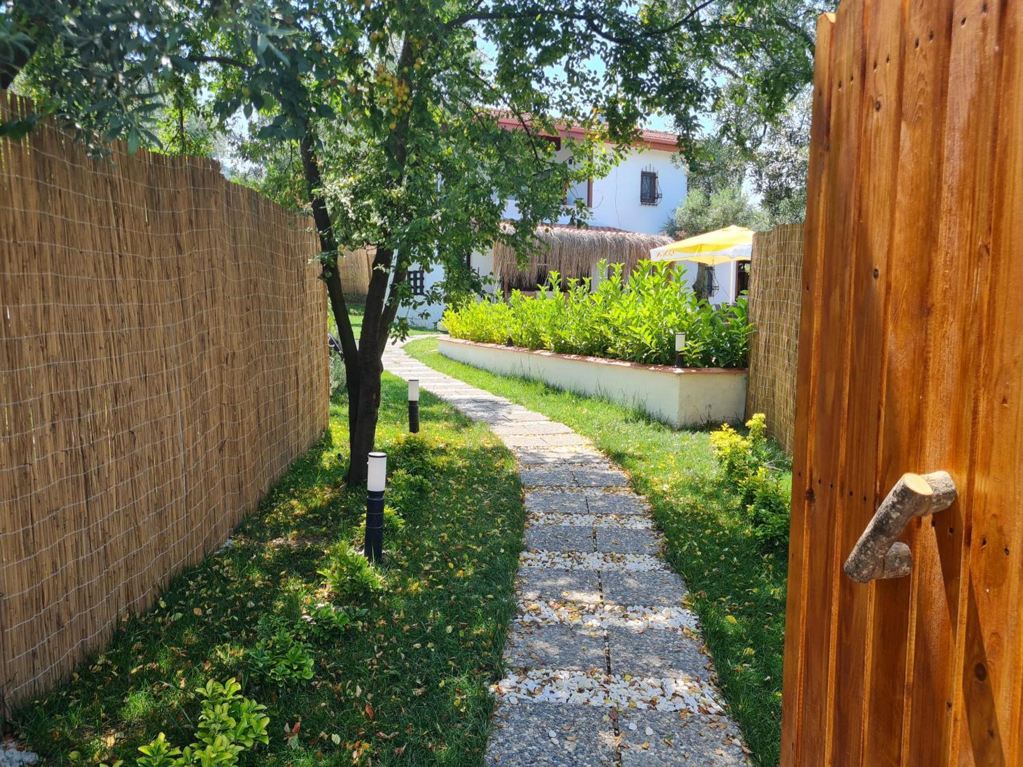 Antik House Iznik Villa Esterno foto